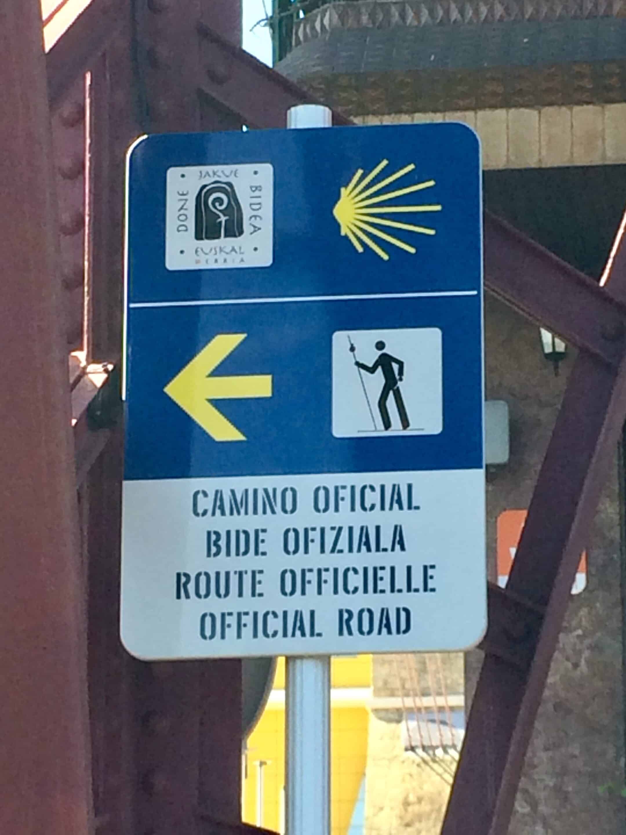 Bilingual sign Bilingual Camino signs